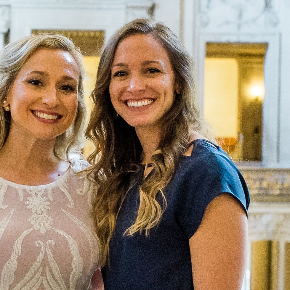 Meet Your Posher, Adriana!